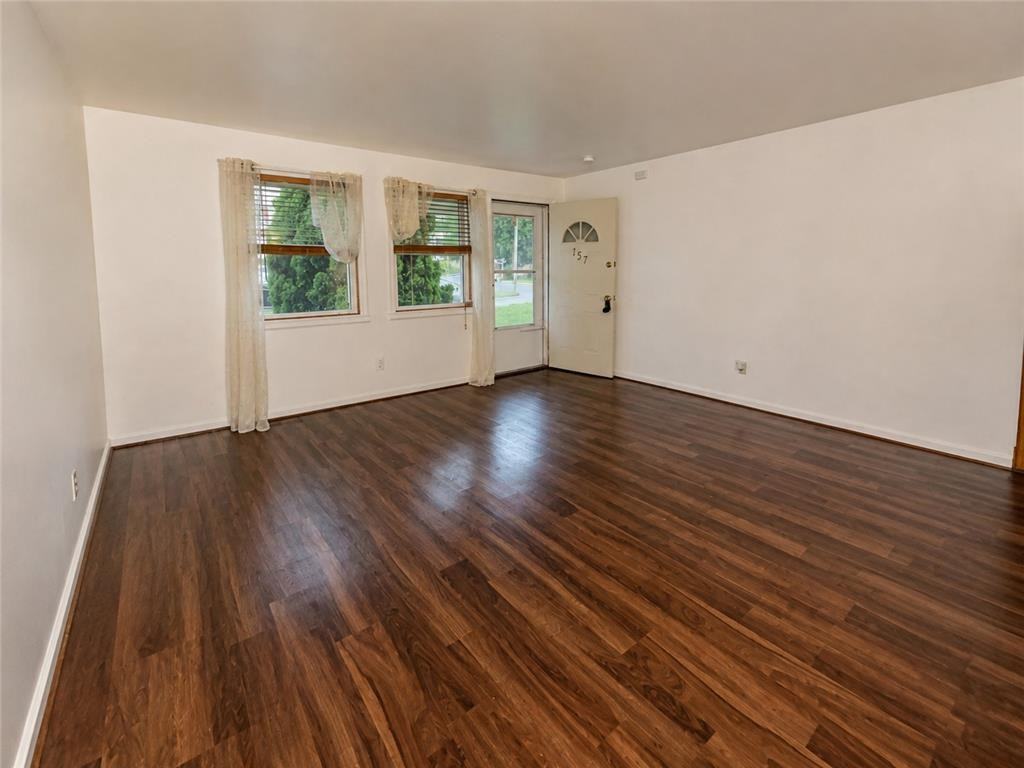 757 Mohawk St - Photo 4 of 12