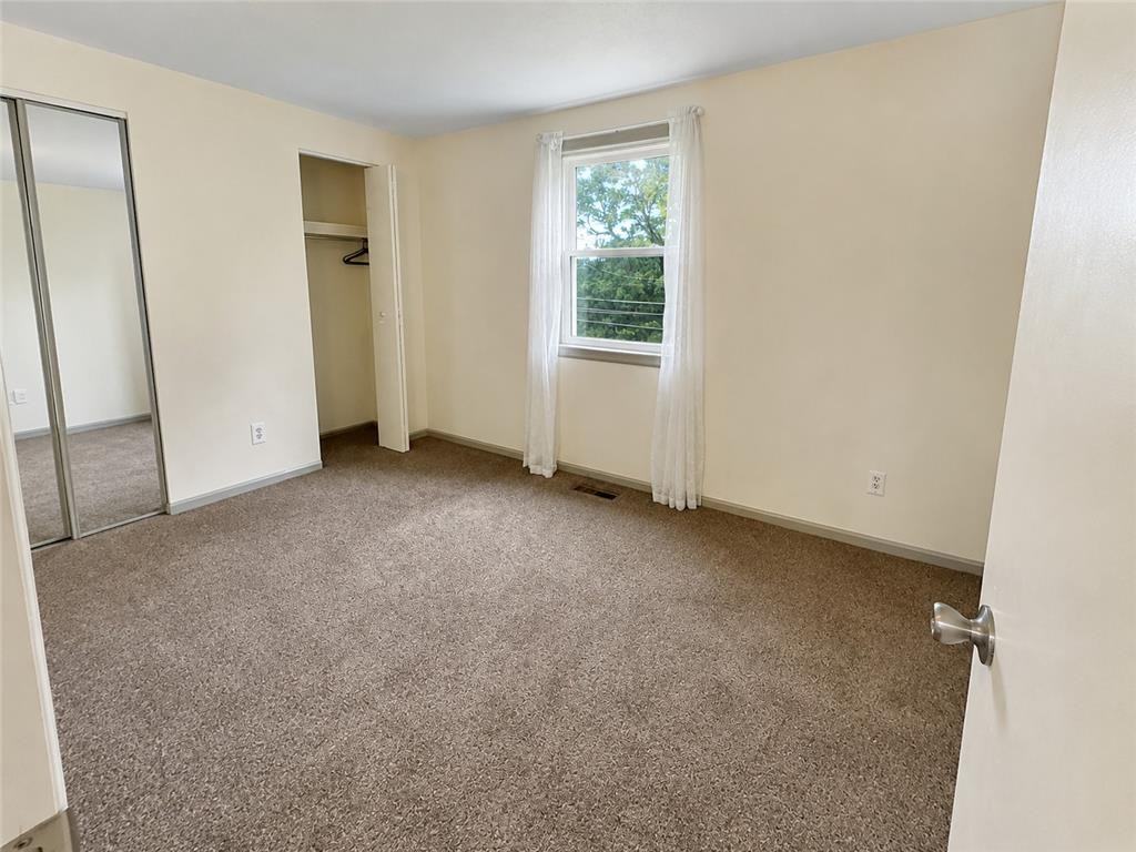 757 Mohawk St - Photo 7 of 12