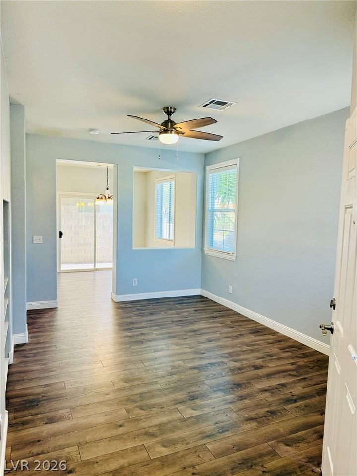 1287 Horizon Village Ave - Photo 6 of 29