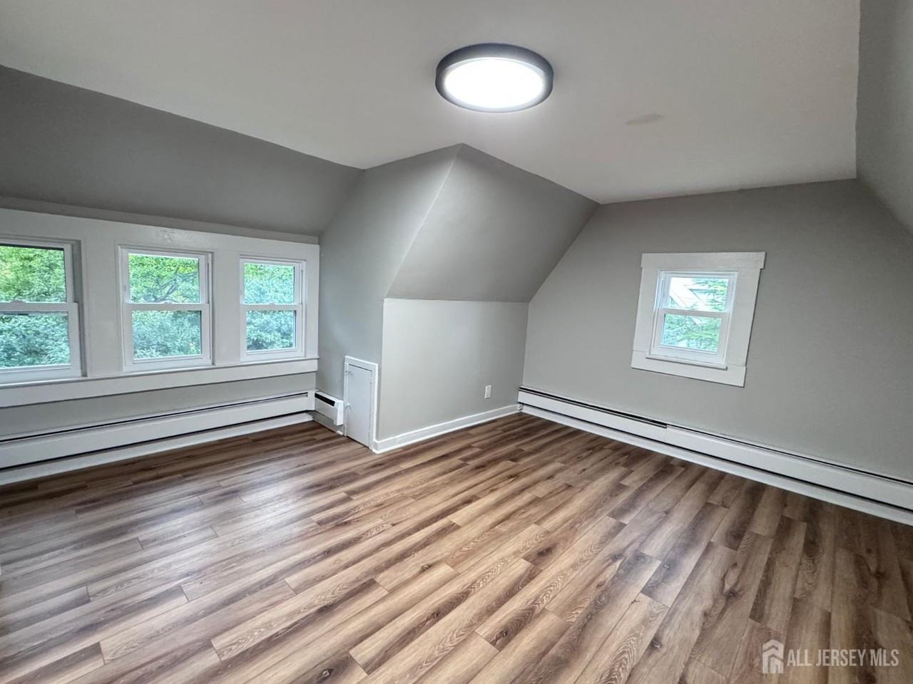 6 Seaglade Cir - Photo 3 of 33