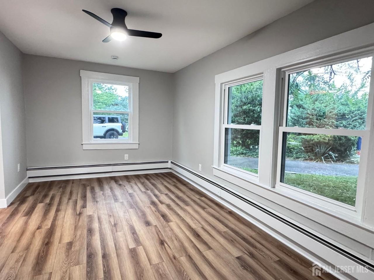 6 Seaglade Cir - Photo 5 of 33