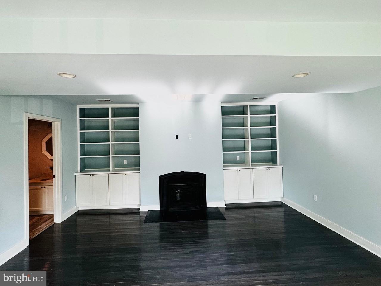 733 Walnut Ave - Photo 2 of 36
