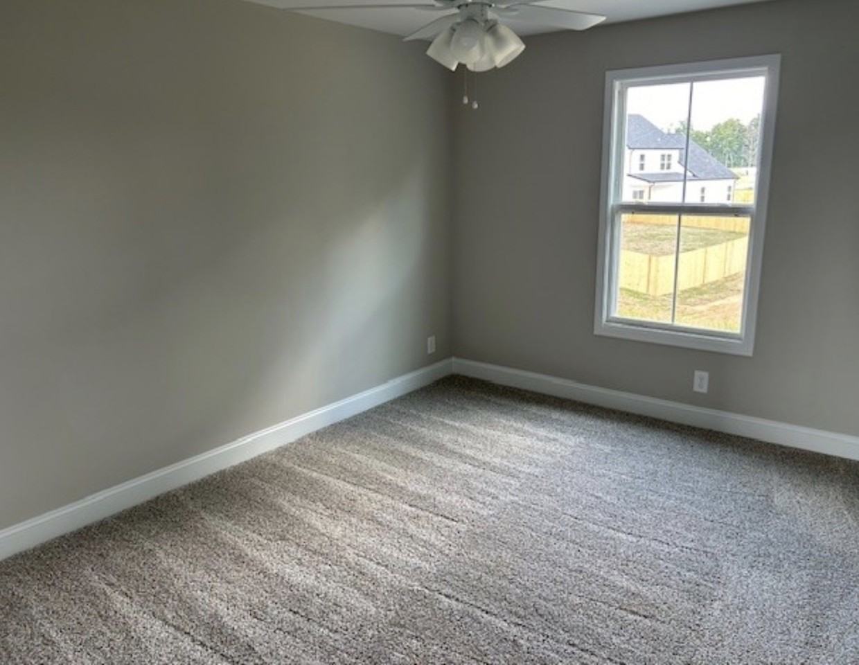 1417 Dan Brown Dr - Photo 6 of 9