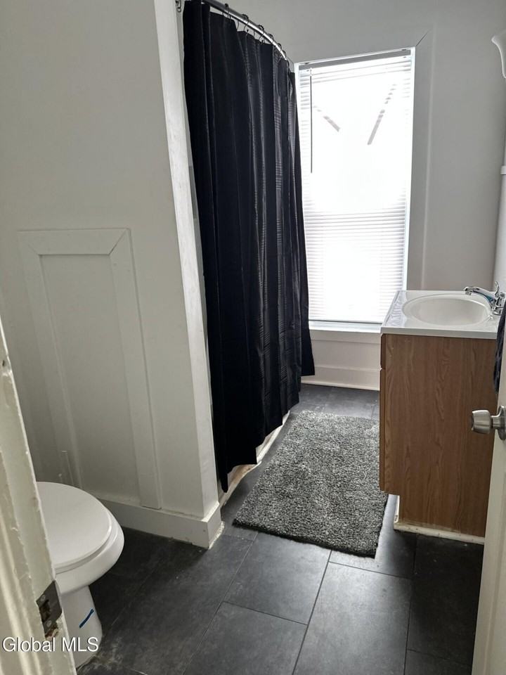 6 Alexander St - Photo 5 of 11