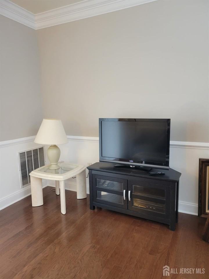 100 Middlesex Blvd ##341 - Photo 4 of 23