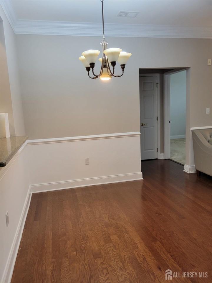 100 Middlesex Blvd ##341 - Photo 5 of 23