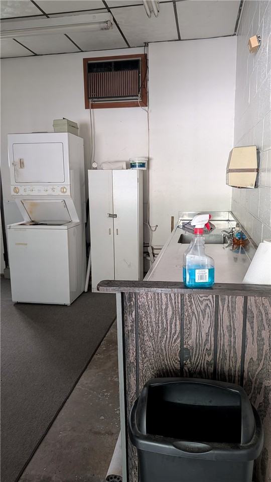 1330 Hayden Blvd - Photo 6 of 9