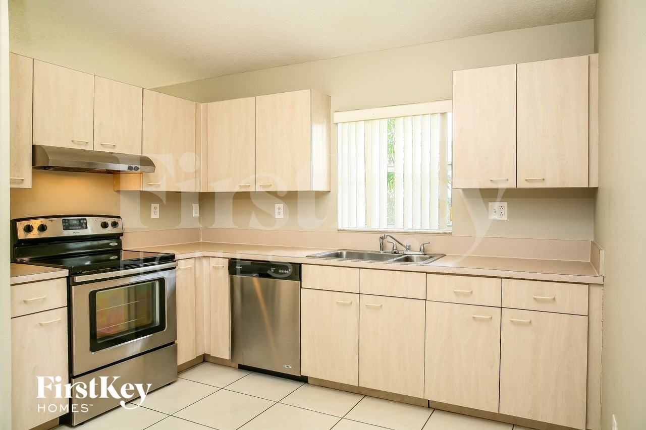 14842 Swterrace - Photo 7 of 16