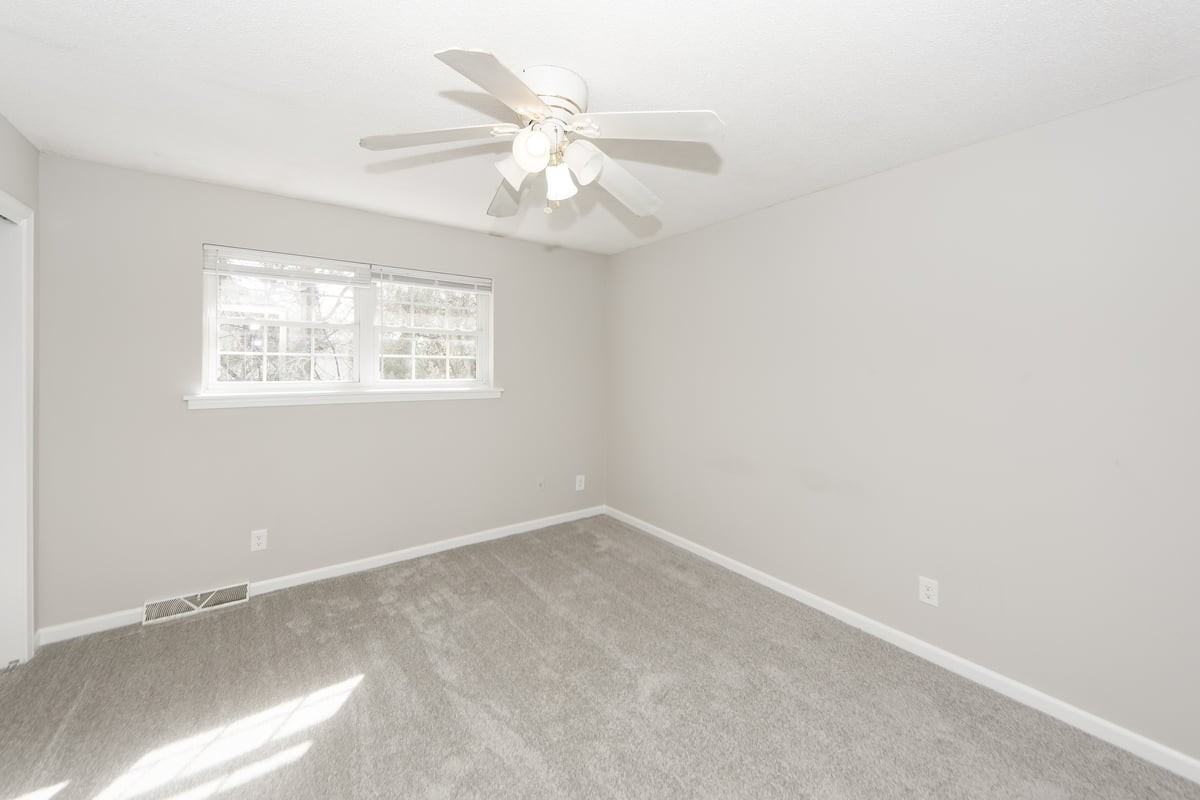 1305 Mathis Ferry Rd - Photo 6 of 28