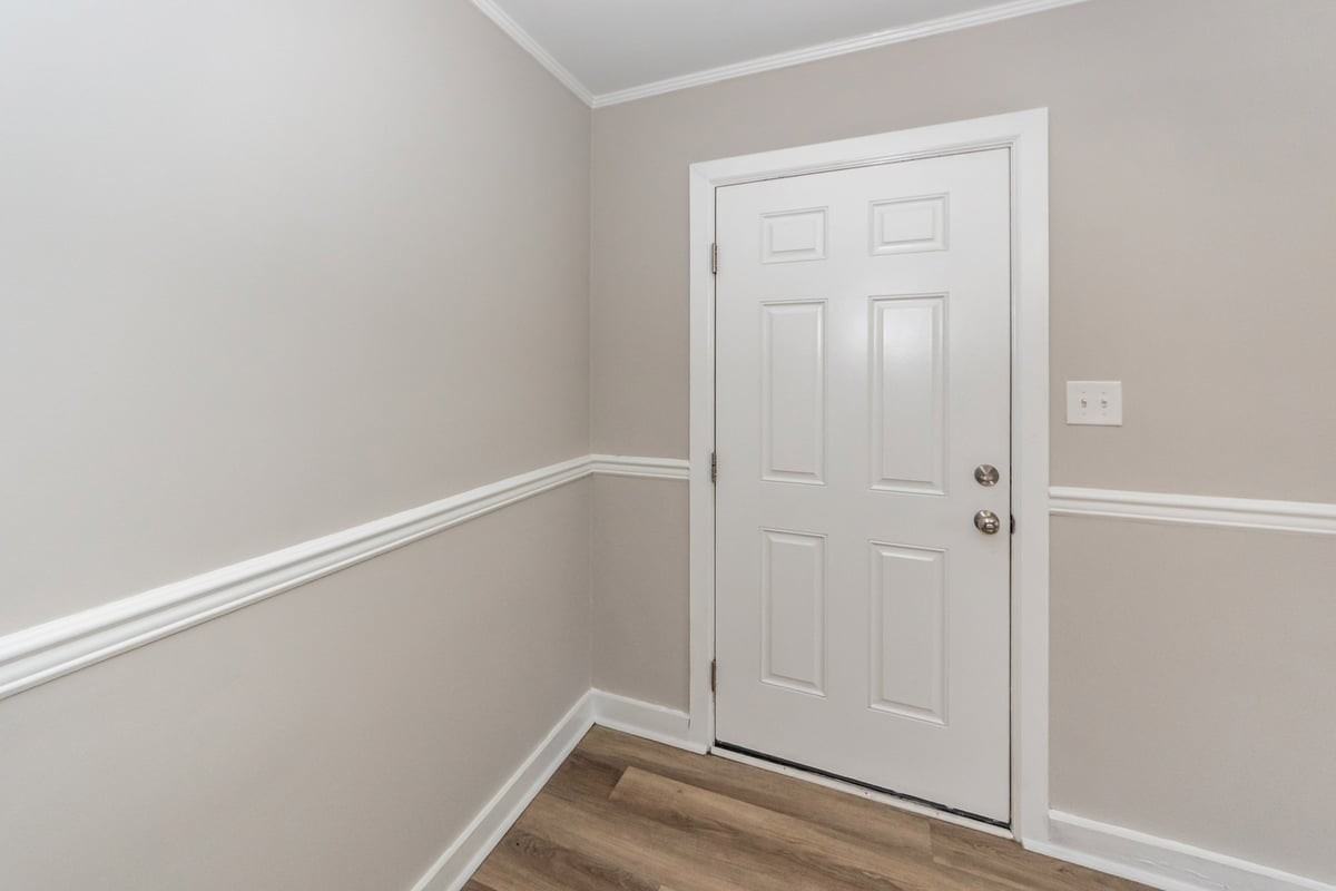 3860 Chestnut St - Photo 2 of 50