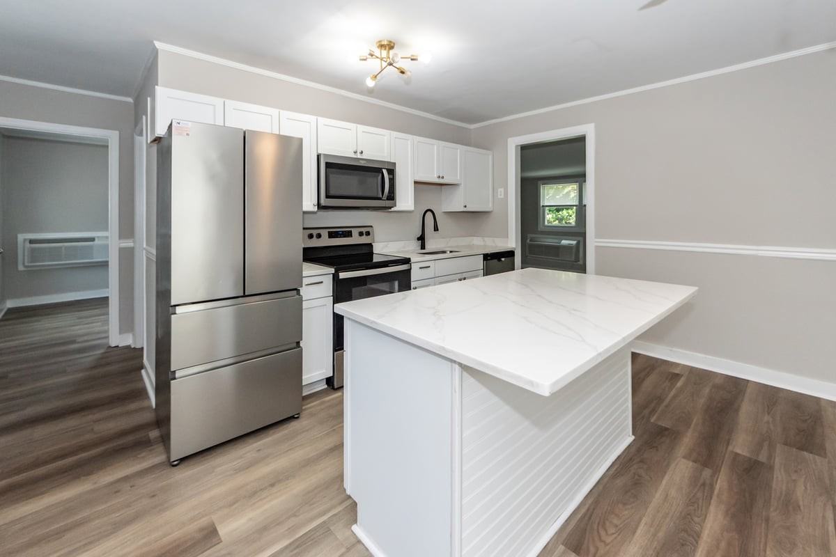3860 Chestnut St - Photo 7 of 50