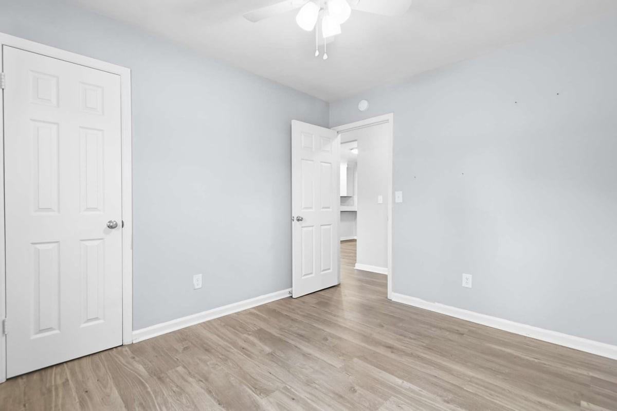 4421 Jenwood St - Photo 7 of 20