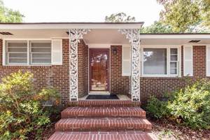 featured image of 453 Wade Hampton Dr
