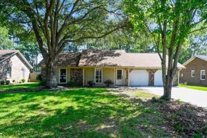 featured image of 617 Longleaf Rd
