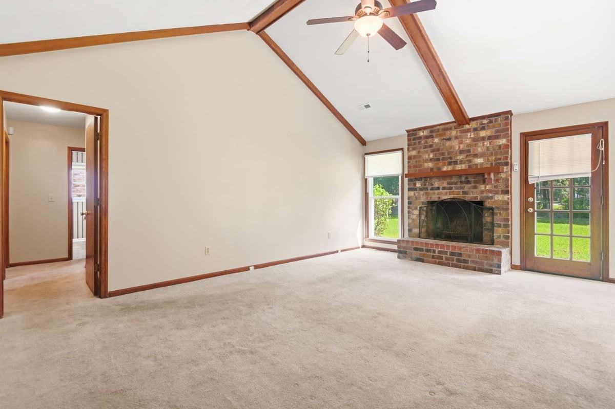 617 Longleaf Rd - Photo 4 of 22
