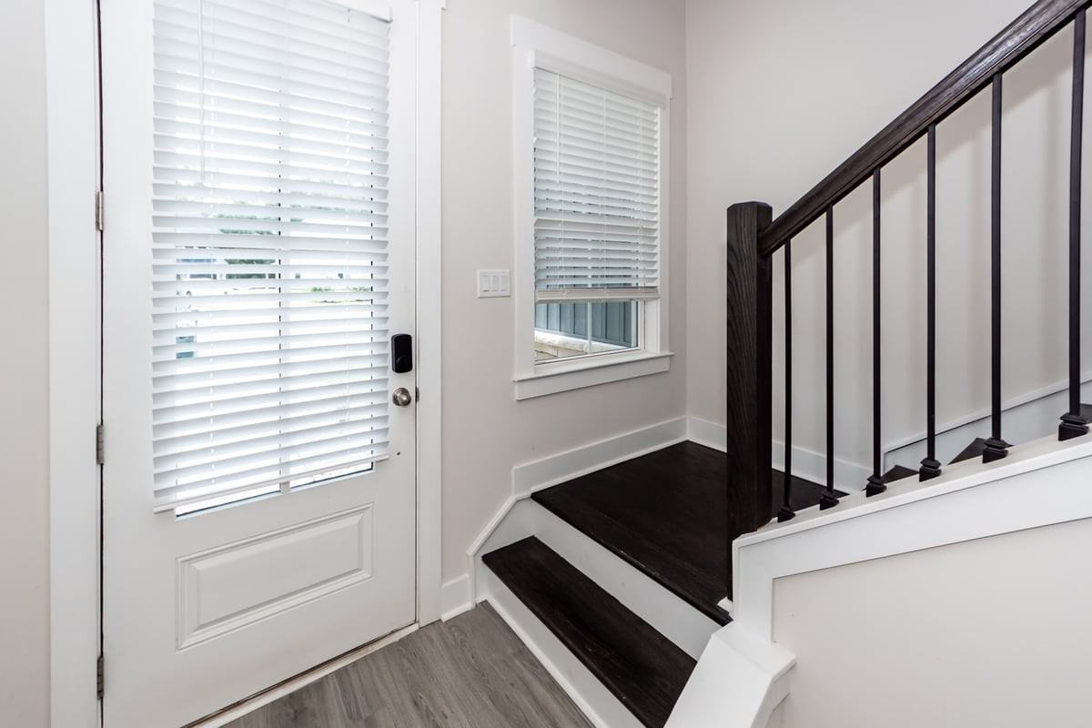 7722 Park Gate Dr - Photo 5 of 50