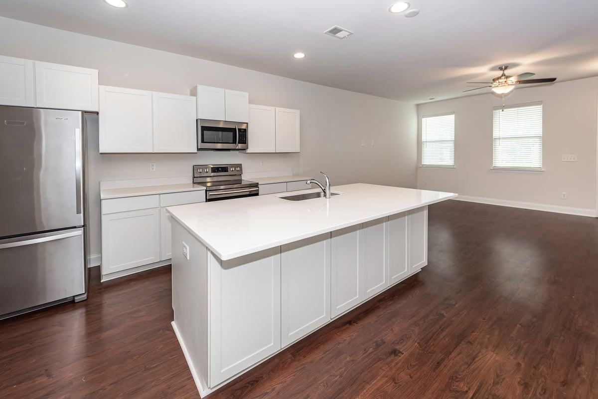 7787 Montview Rd - Photo 7 of 47