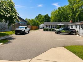 featured image of 948 Wappoo Rd #BACK