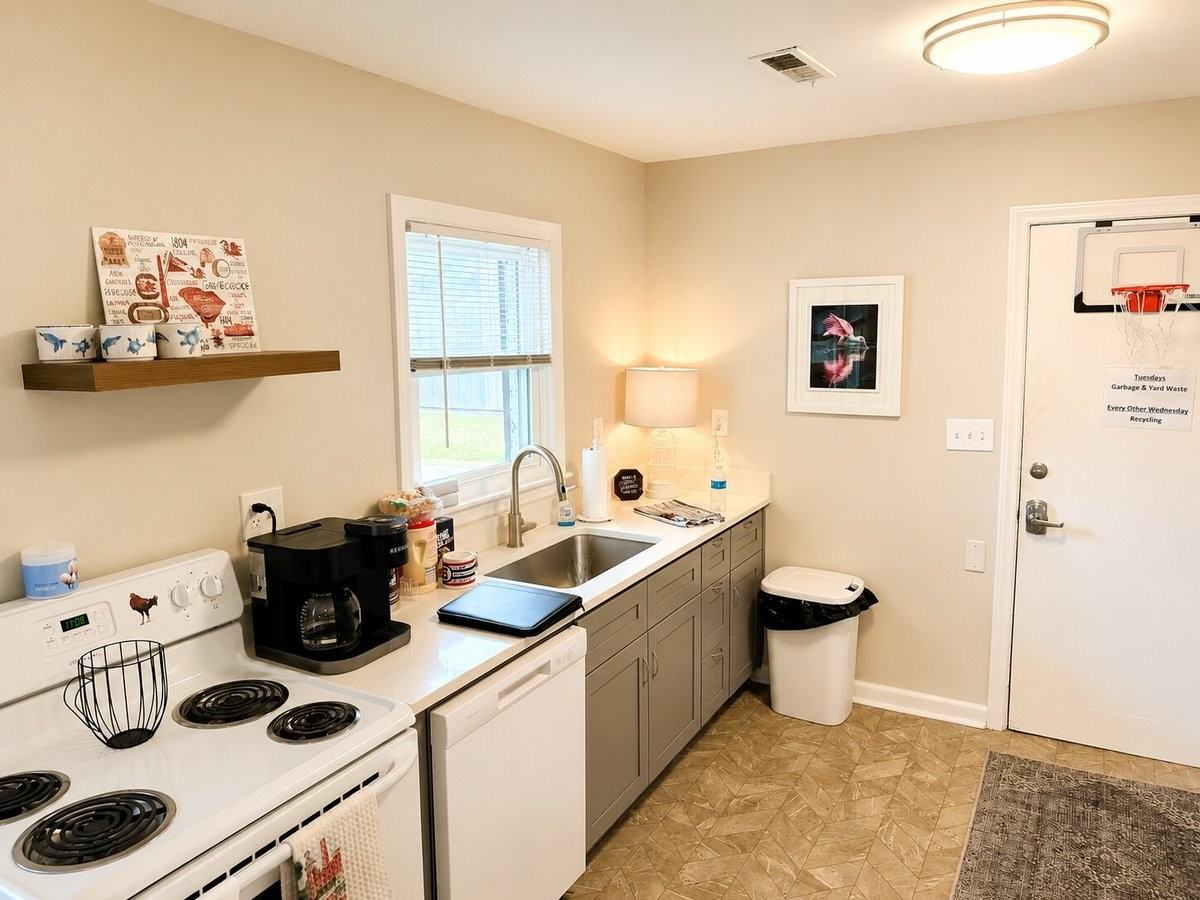948 Wappoo Rd #BACK - Photo 5 of 9