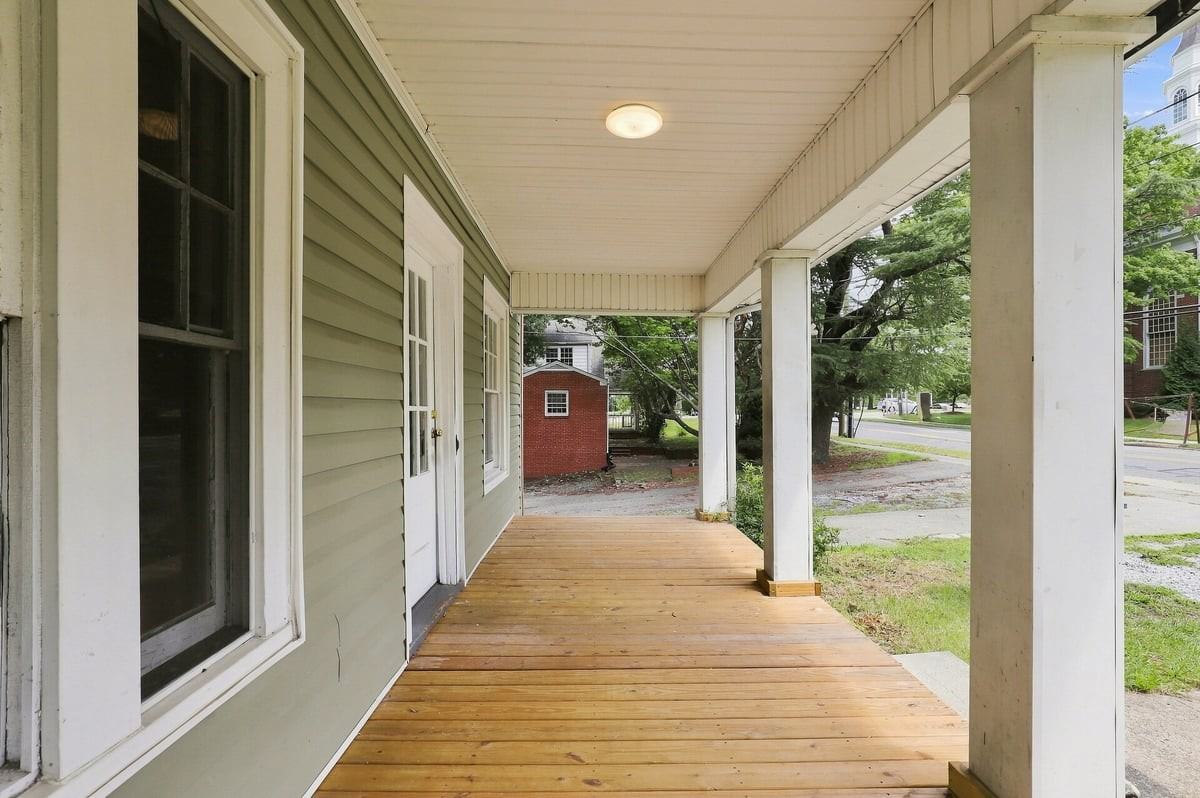 1602 Walker Ave - Photo 3 of 14