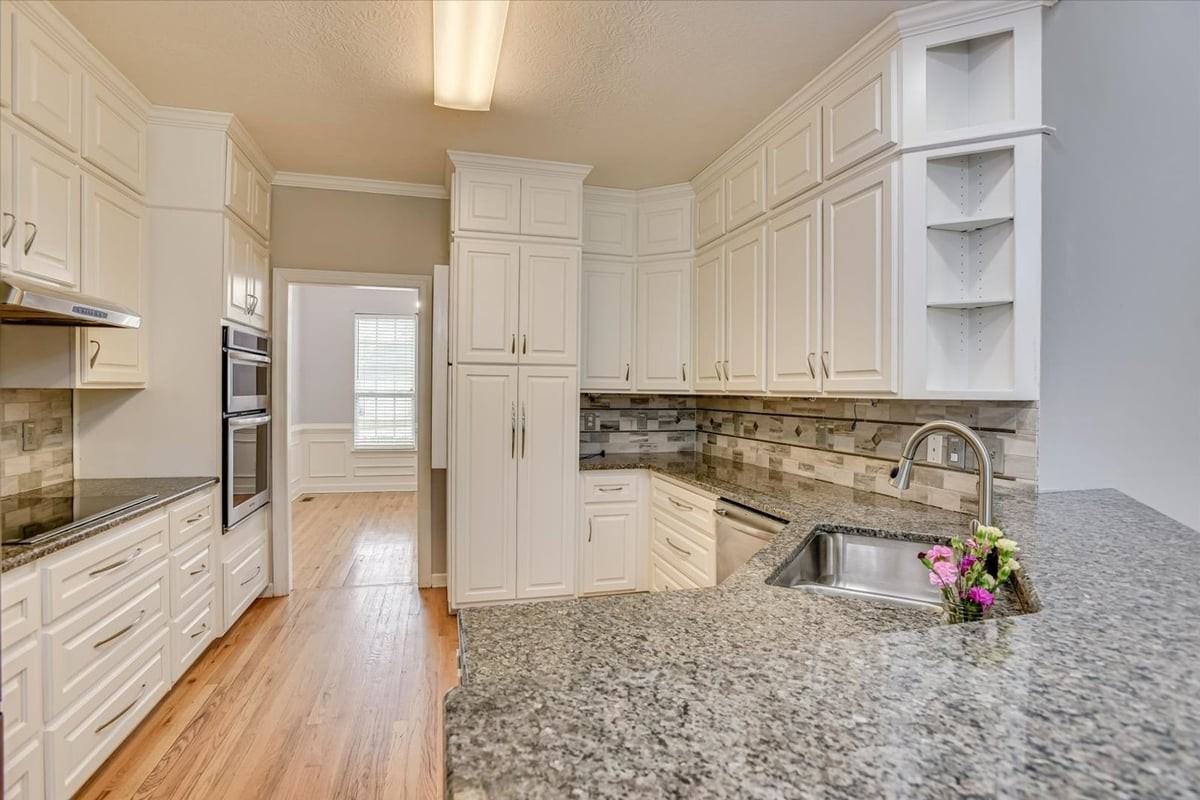 4363 Wisteria Ct - Photo 4 of 45
