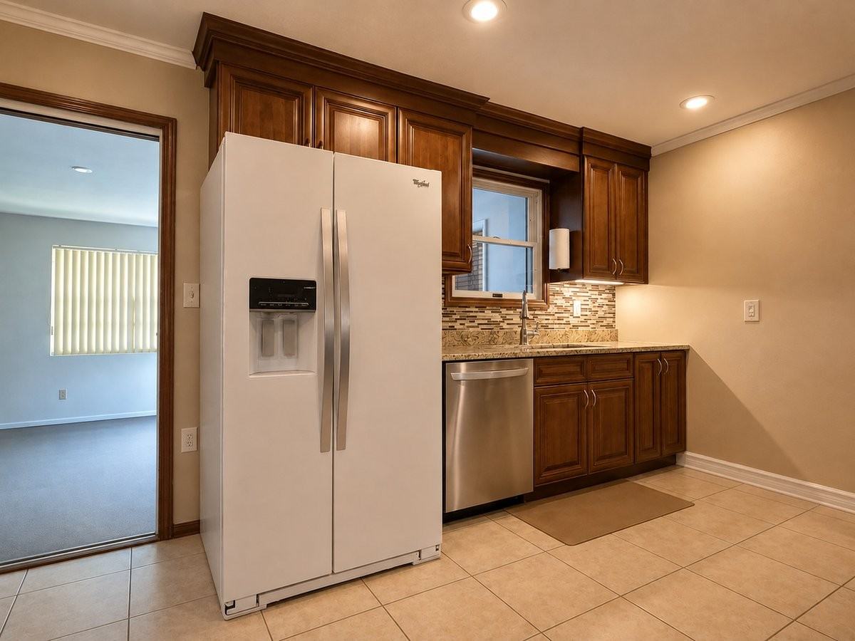 410 Nina Rd Ne - Photo 4 of 20