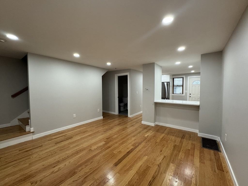 41 Ashford St #41 - Photo 3 of 21