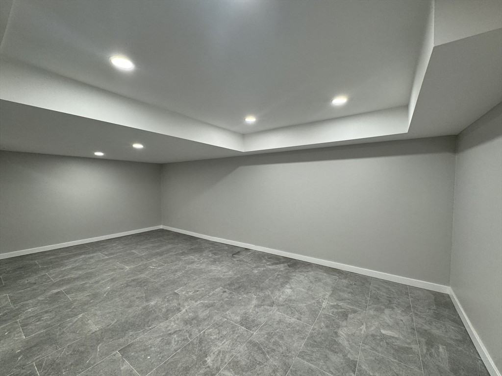 41 Ashford St #41 - Photo 6 of 21