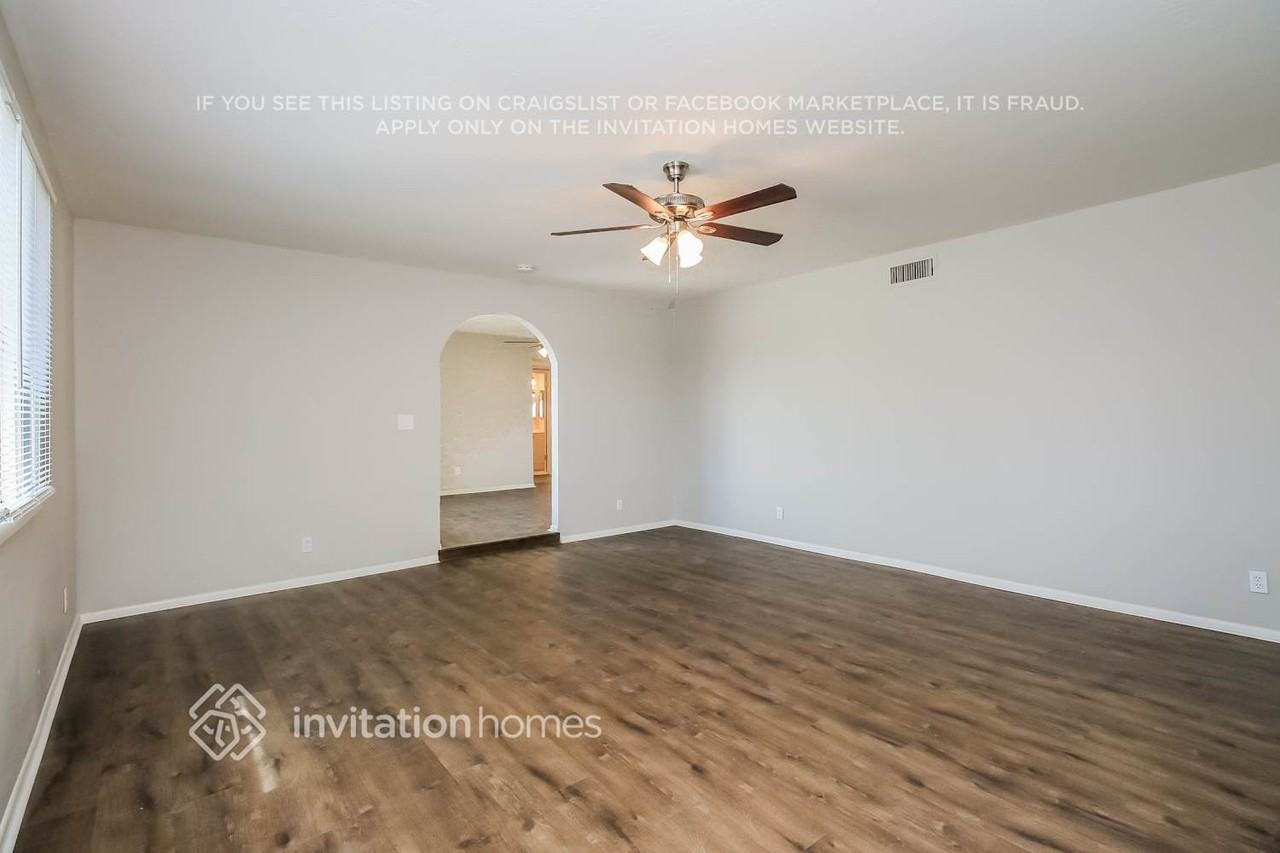2710 W Minton Dr - Photo 4 of 16