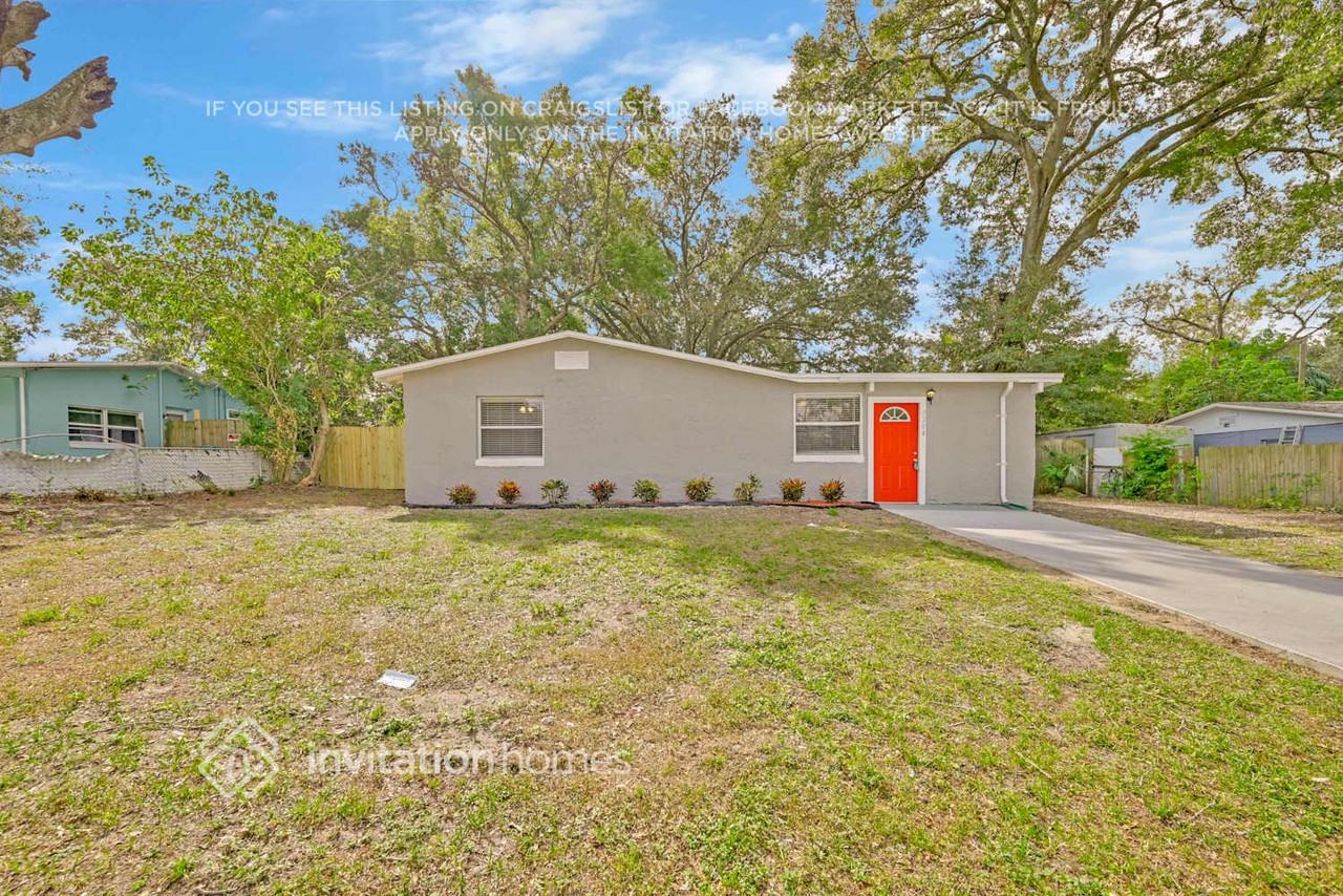 7204 Harwick Dr - Photo 2 of 28