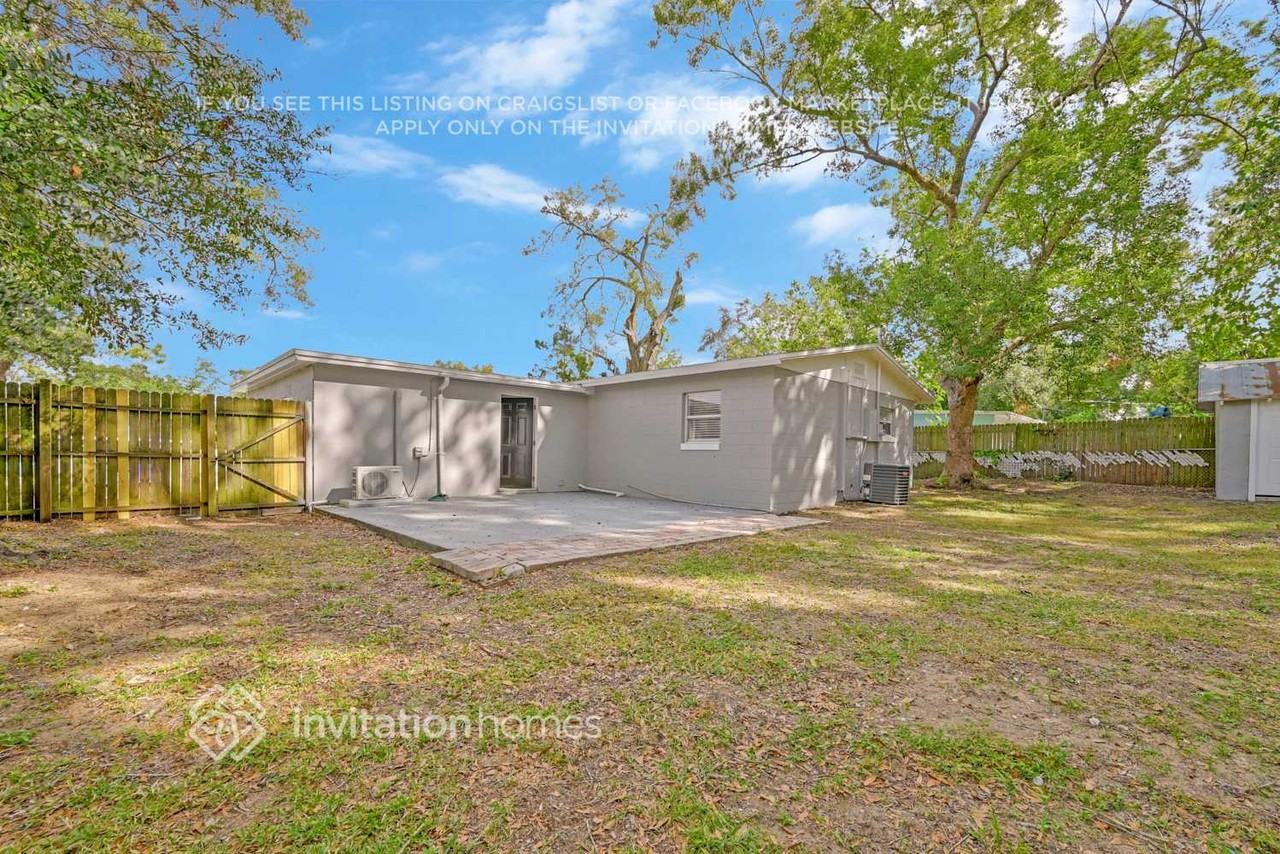 7204 Harwick Dr - Photo 6 of 28