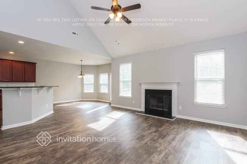 139 Cole Dr - Photo 4 of 21