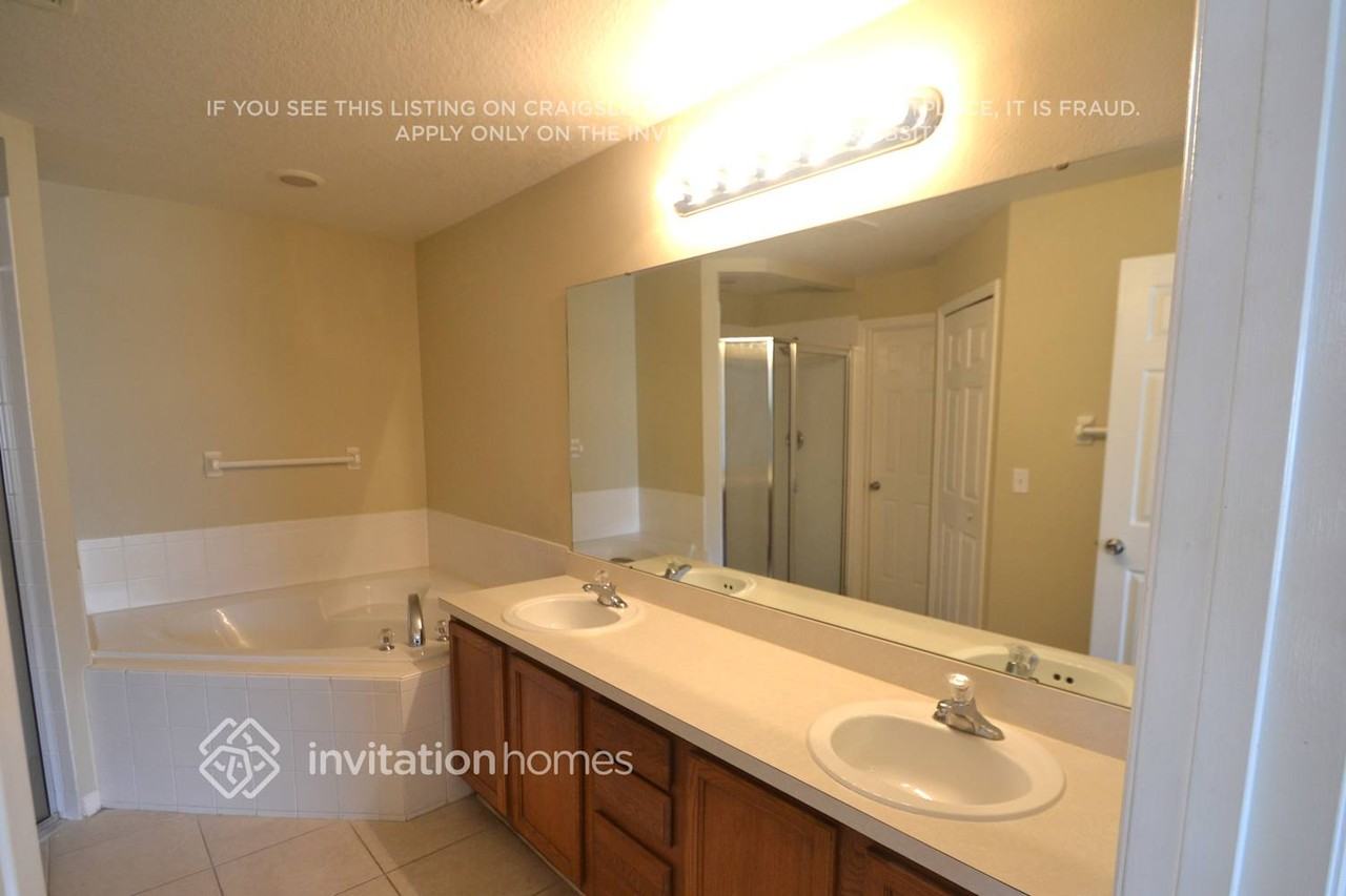 727 Versailles Ln - Photo 7 of 9