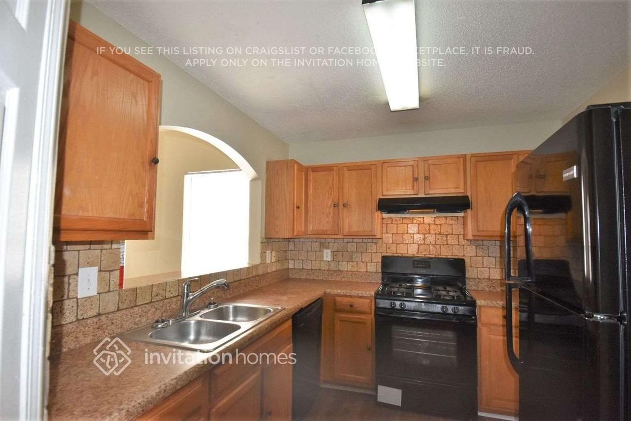 4149 Mistymorn Way - Photo 5 of 12