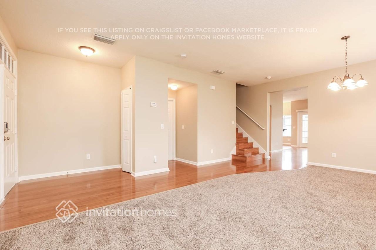 13659 Hawk Lake Dr - Photo 6 of 21