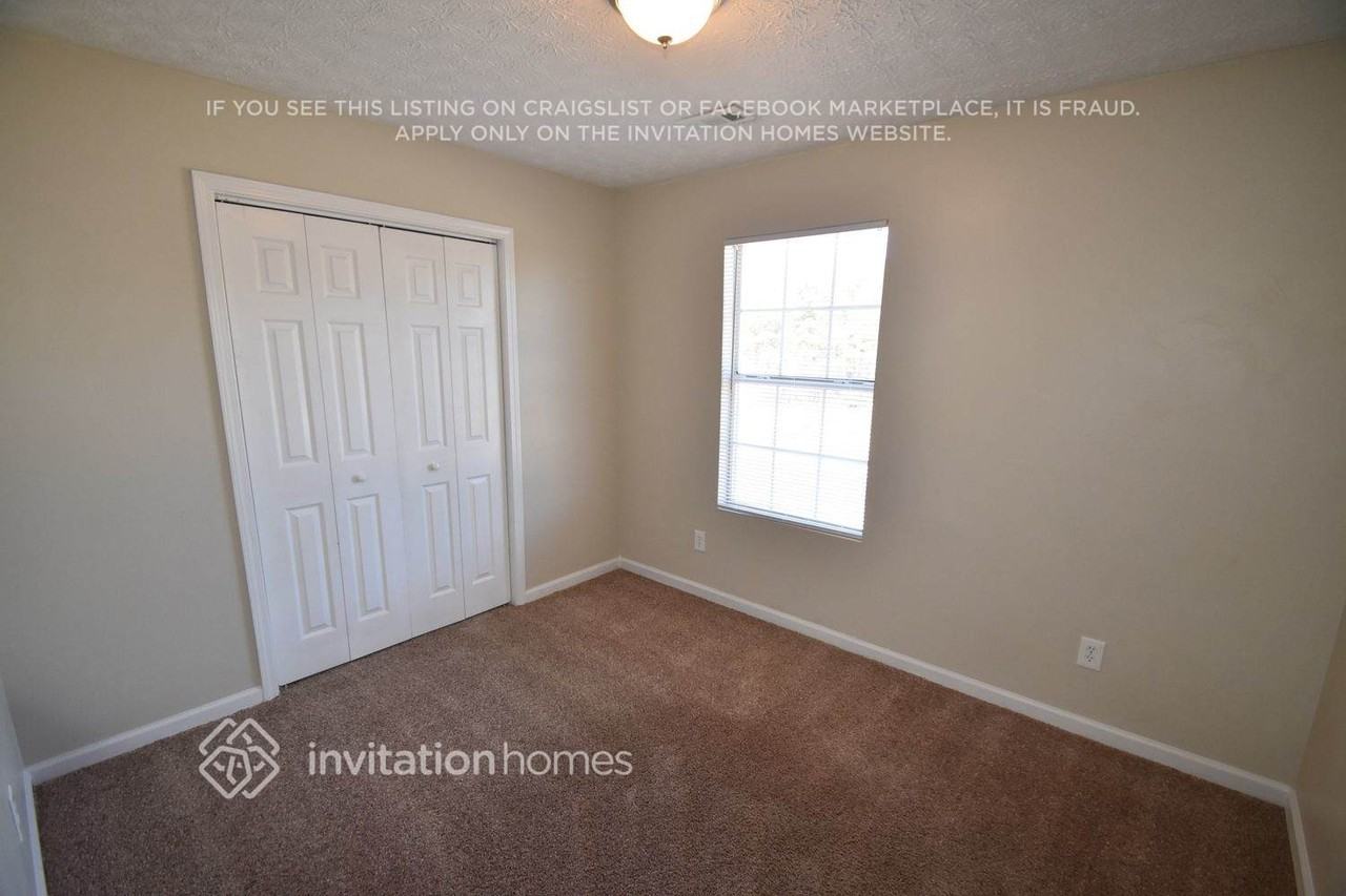 727 Trickle Ln - Photo 6 of 11