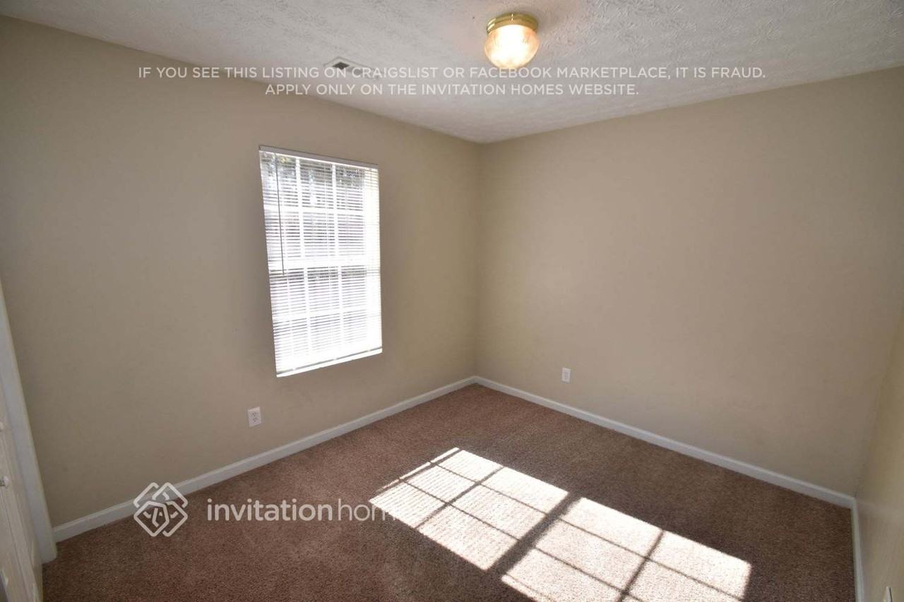 727 Trickle Ln - Photo 7 of 11