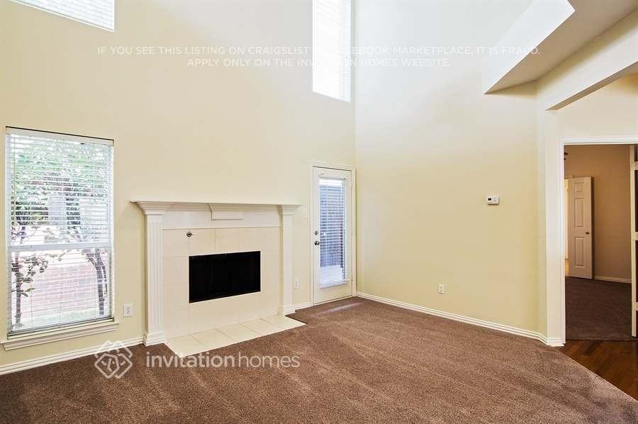 1312 W Branch Hollow Dr - Photo 3 of 20