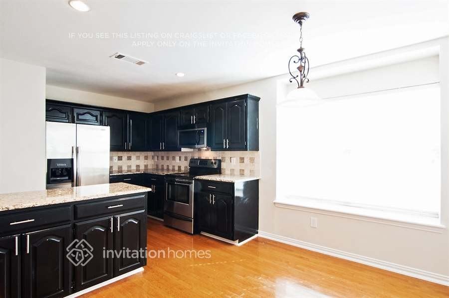 1312 W Branch Hollow Dr - Photo 5 of 20