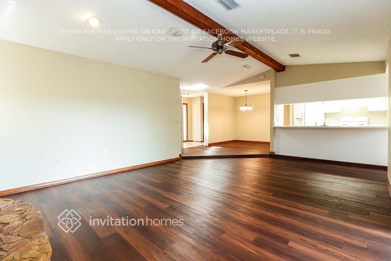 7317 Bramblewood Dr - Photo 6 of 21