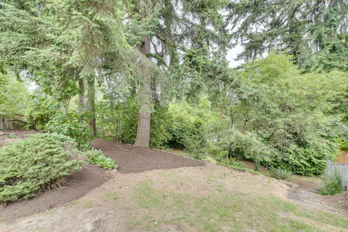 15062 Se 44th St - Photo 5 of 37
