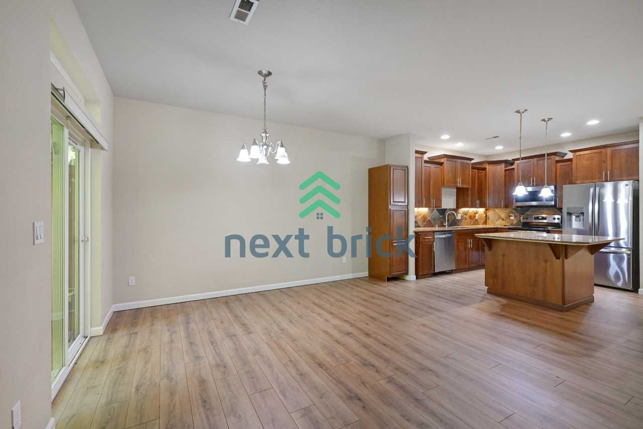 6110 Alexander Pl Se - Photo 5 of 26