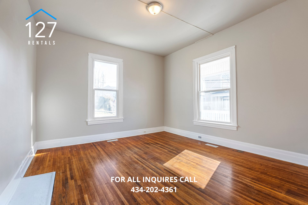 611 7th St #611 - Photo 5 of 23