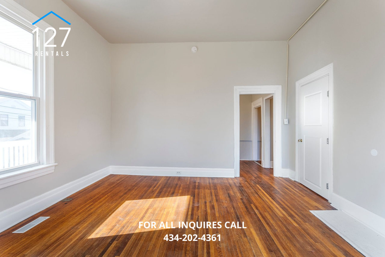 611 7th St #611 - Photo 6 of 23