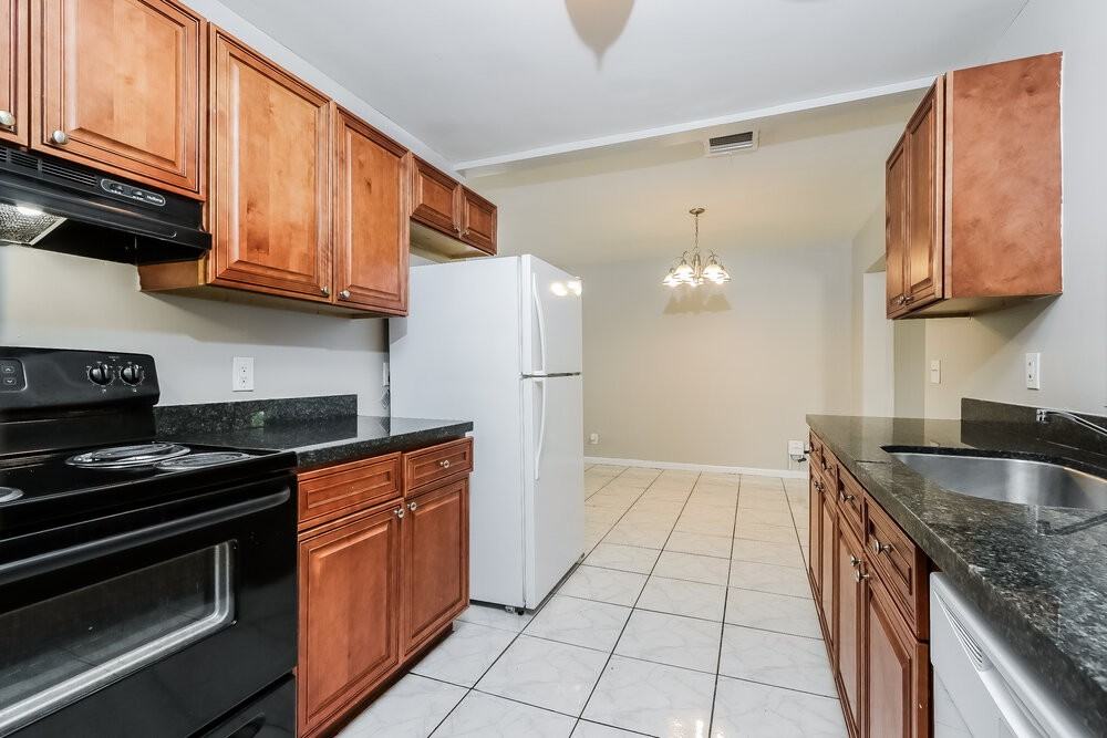 207 Sw 9th St - Photo 7 of 16