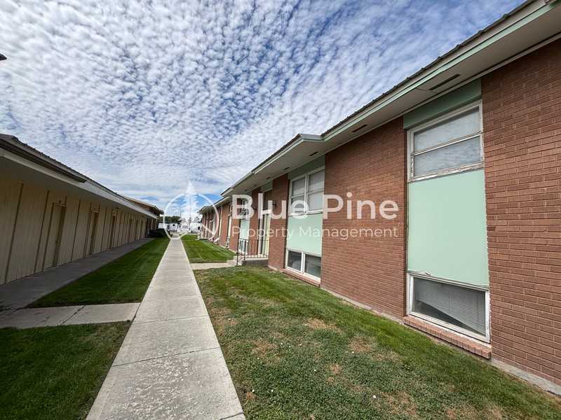 190 Moonlite Dr #5