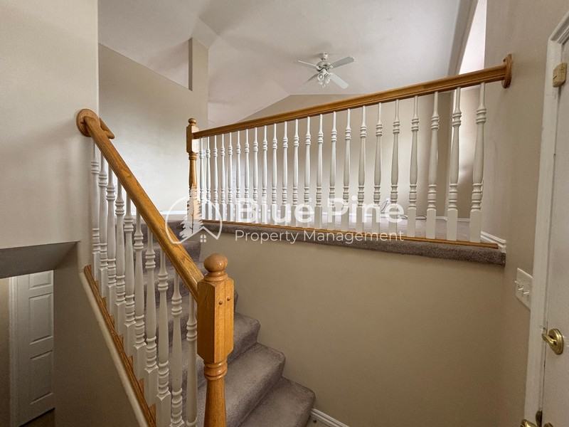 3709 E 20th N - Photo 3 of 16