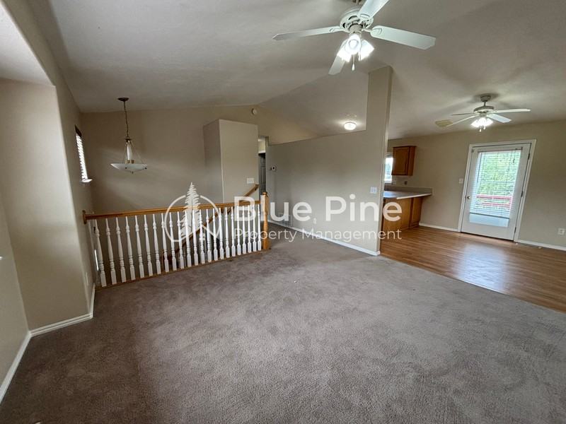 3709 E 20th N - Photo 4 of 16