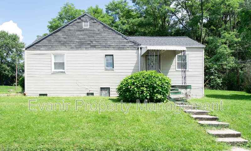 509 E 3rd St - Photo 3 of 27