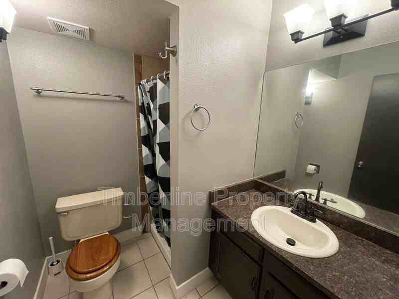 320 Rangely Dr - Photo 6 of 8